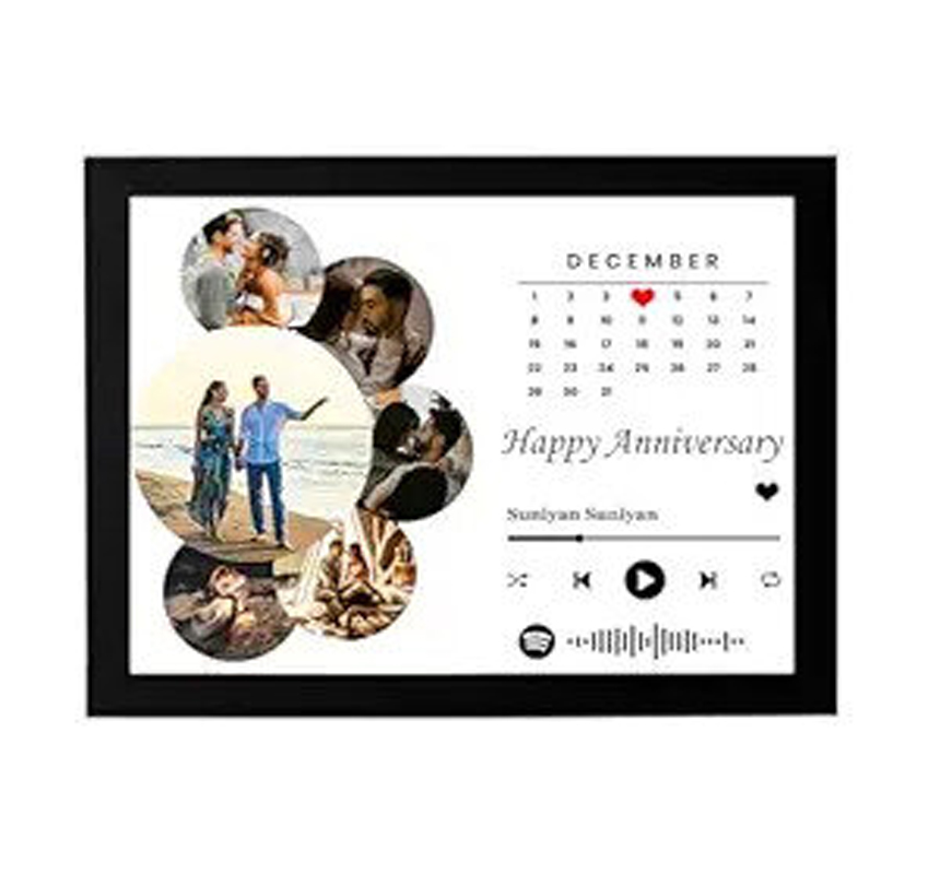 Calendar Collage Photo Frame with Photo Upload